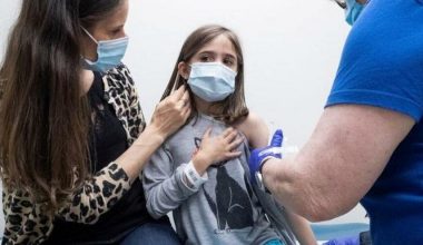 İstanbul’da aşı yapılan çocuk ve gençlerin sayısı açıklandı