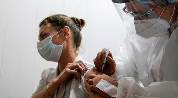 ‘Corona virüsten sonra kazanılan bağışıklık mi daha etkili, aşı mı?’ sorusu yanıt buldu