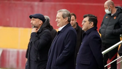 Nihat Kırmızı: Fenerbahçe’ye bir yıldız hediye edebiliriz